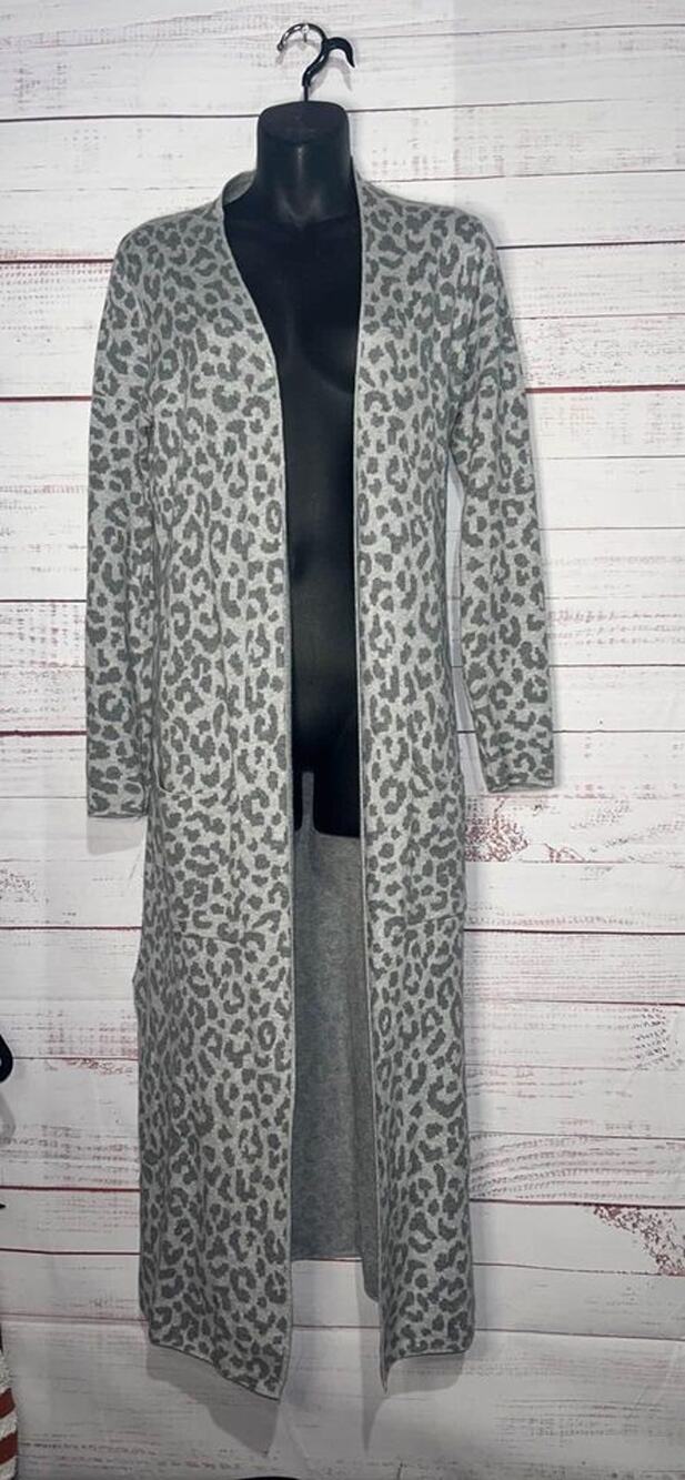 Kaisley Gray Leopard Duster Cardigan | New Without Tags | Women’s Small